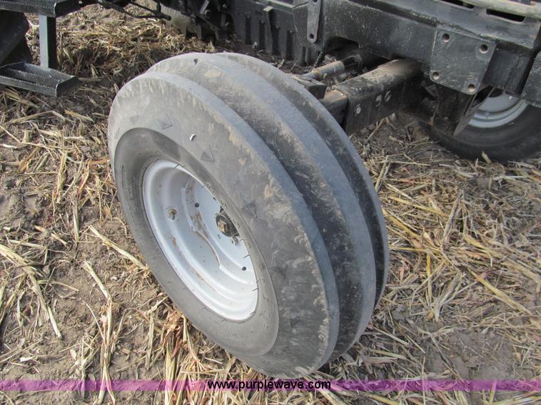 image for item G9727 2004 Caterpillar Challenger MT455B tractor