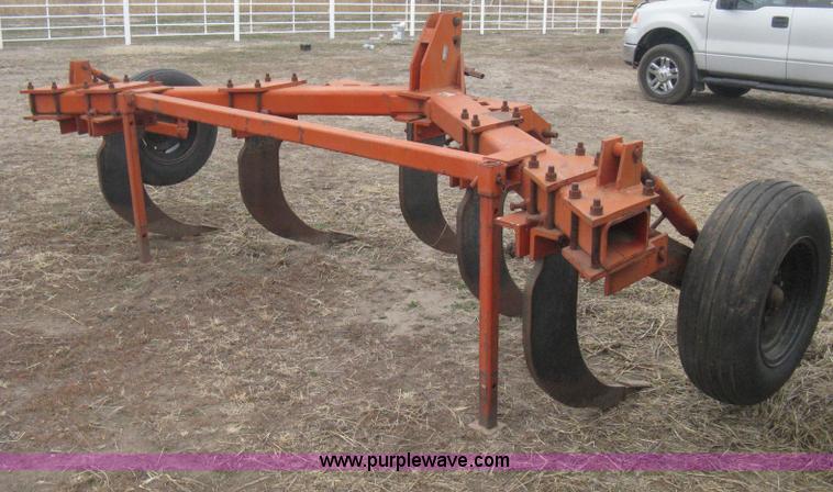 image for item H4287 Tufline VP-5-32-142 v-bar ripper