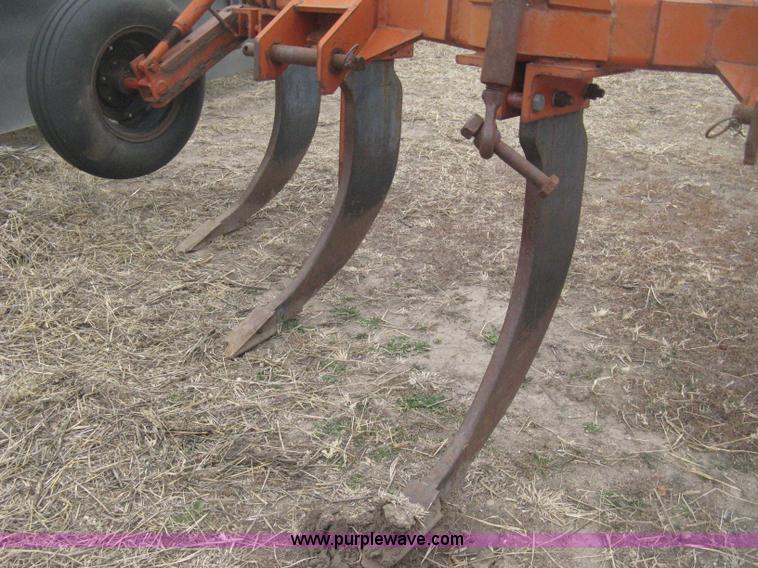 image for item H4287 Tufline VP-5-32-142 v-bar ripper