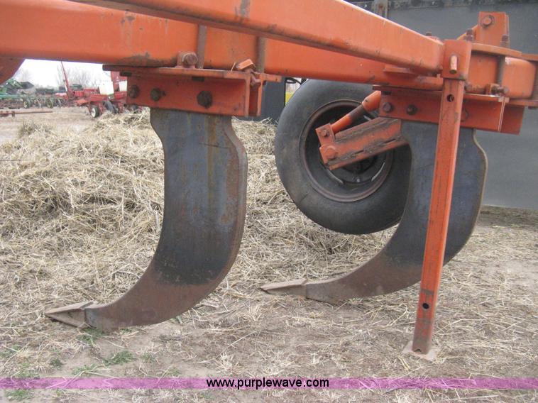 image for item H4287 Tufline VP-5-32-142 v-bar ripper