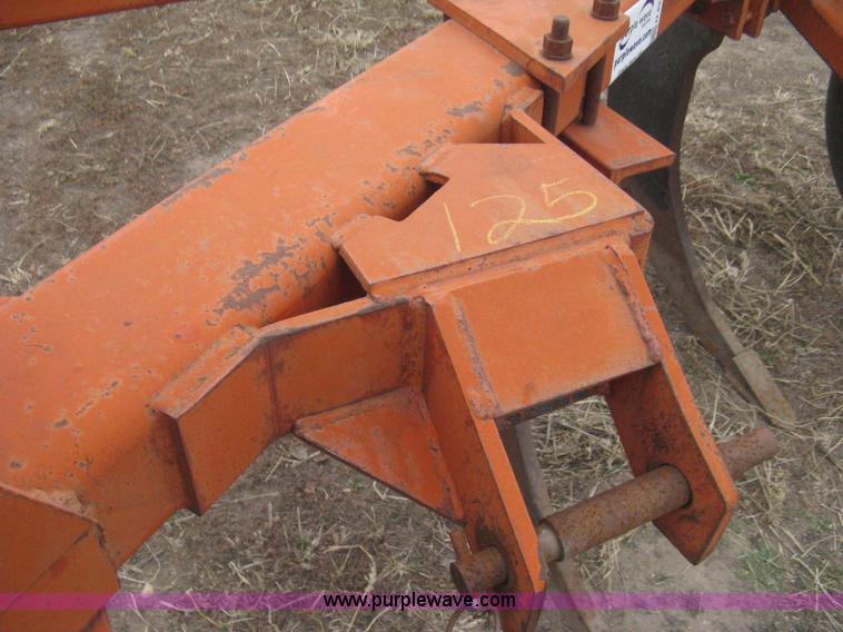 image for item H4287 Tufline VP-5-32-142 v-bar ripper