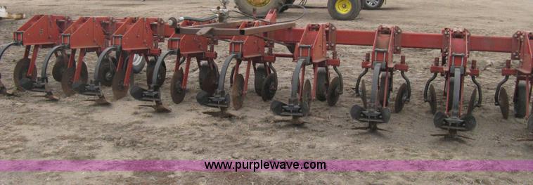 image for item H4293 Case 1840 cultivator