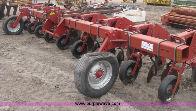 image for item H4293 Case 1840 cultivator