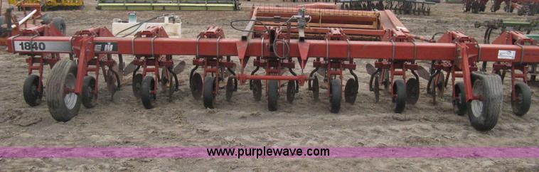 image for item H4293 Case 1840 cultivator