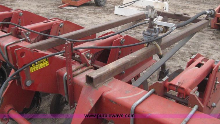 image for item H4293 Case 1840 cultivator