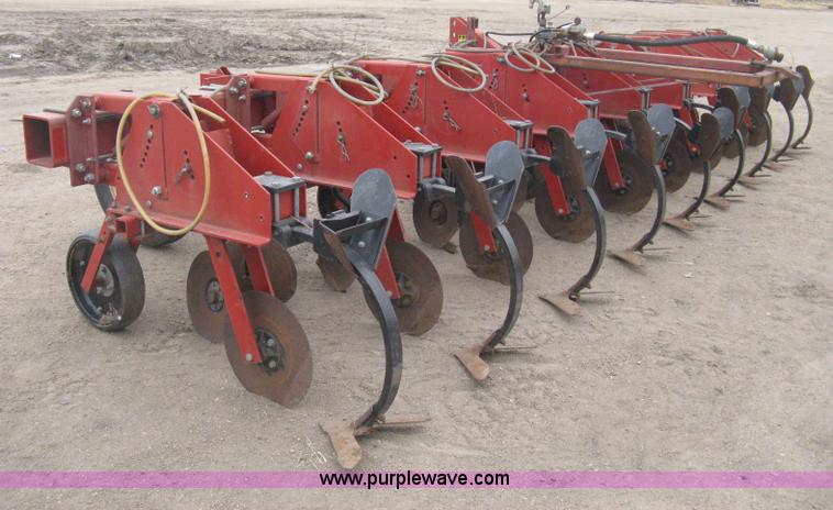 image for item H4294 Case 1840 cultivator