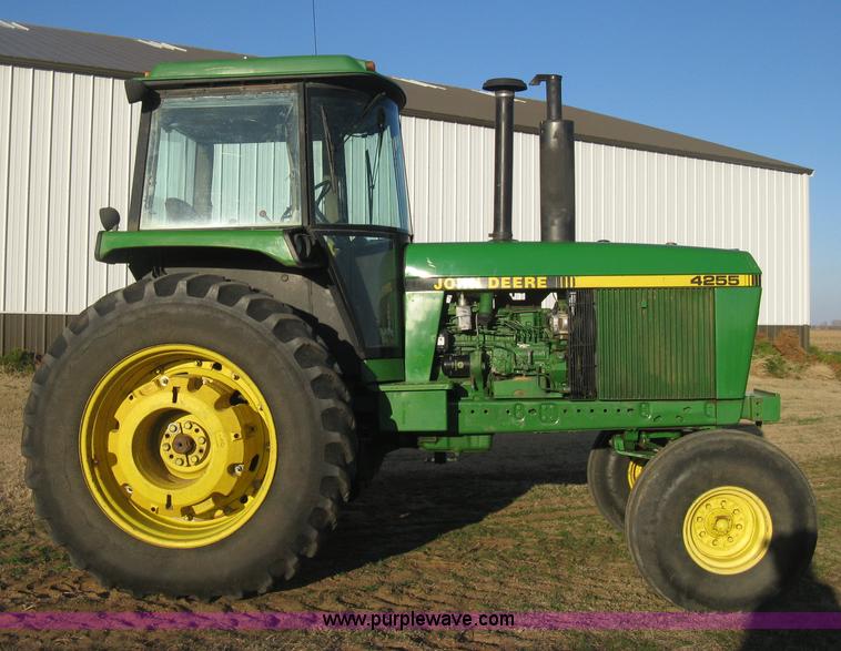 image for item H4341 1990 John Deere 4255 tractor