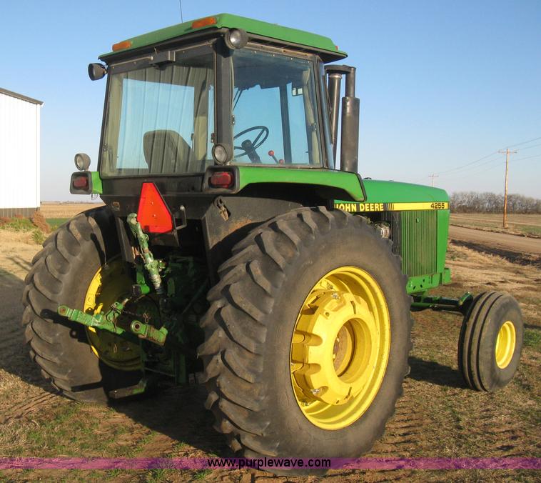 image for item H4341 1990 John Deere 4255 tractor