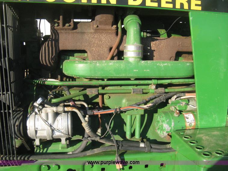 image for item H4341 1990 John Deere 4255 tractor