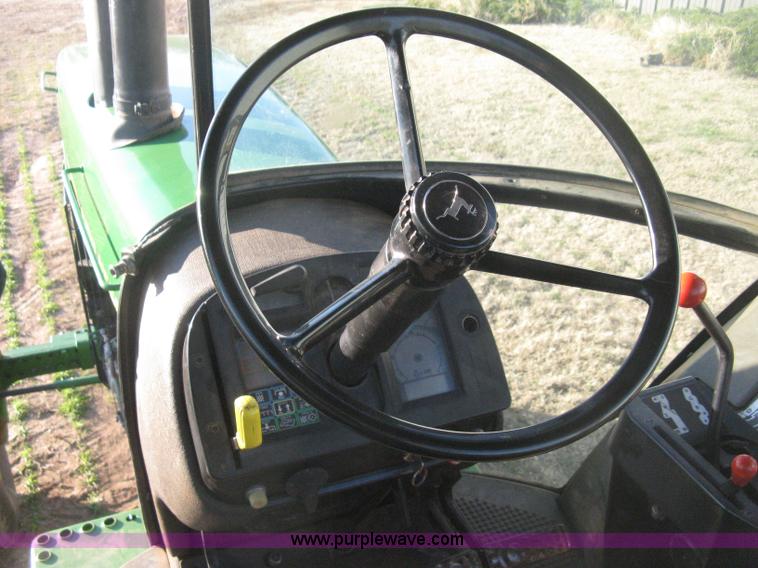 image for item H4341 1990 John Deere 4255 tractor