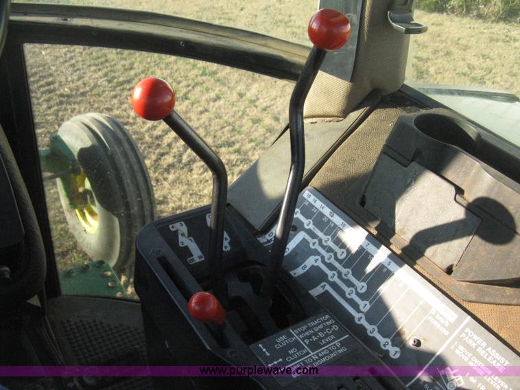 image for item H4341 1990 John Deere 4255 tractor