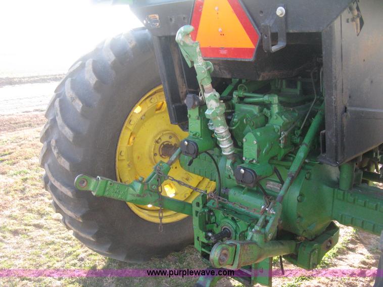 image for item H4341 1990 John Deere 4255 tractor