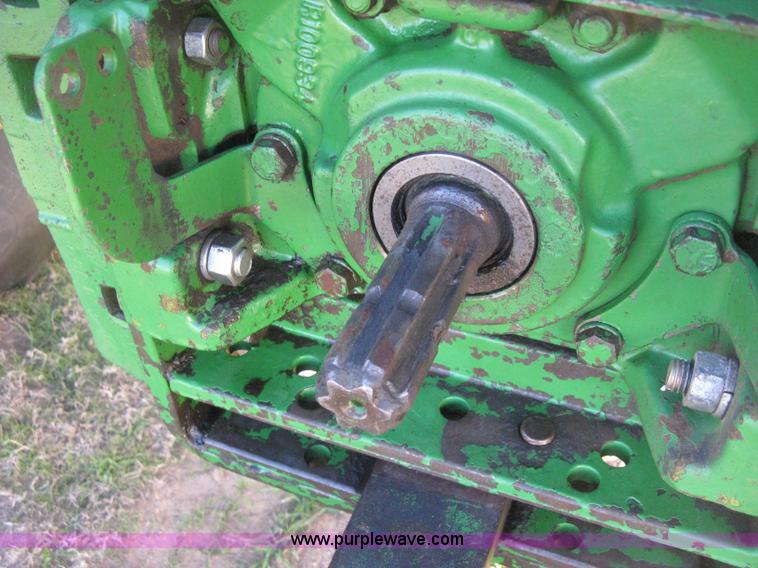 image for item H4341 1990 John Deere 4255 tractor