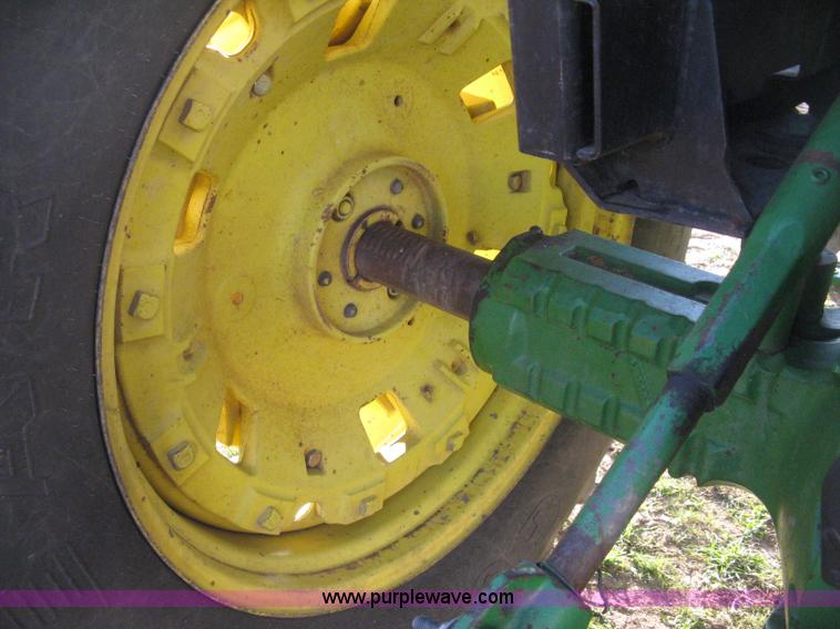 image for item H4341 1990 John Deere 4255 tractor