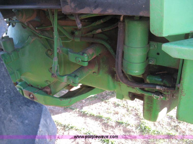 image for item H4341 1990 John Deere 4255 tractor