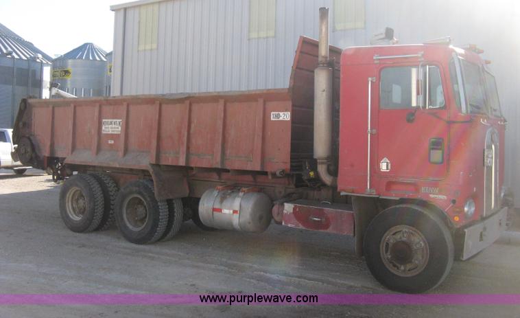 image for item H4369 1978 Kenworth K100E spreader truck