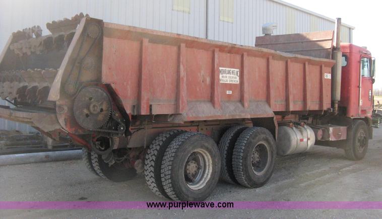 image for item H4369 1978 Kenworth K100E spreader truck