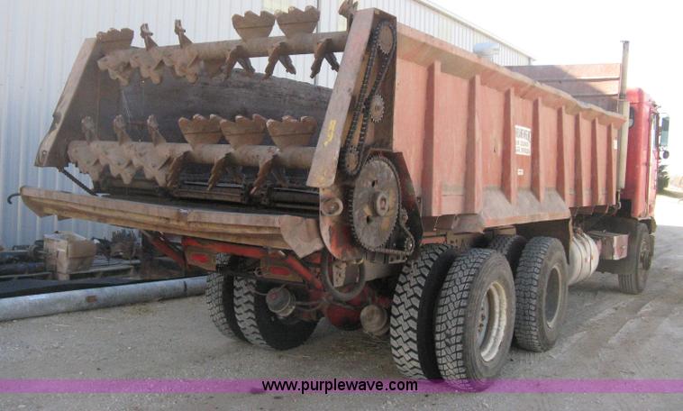 image for item H4369 1978 Kenworth K100E spreader truck