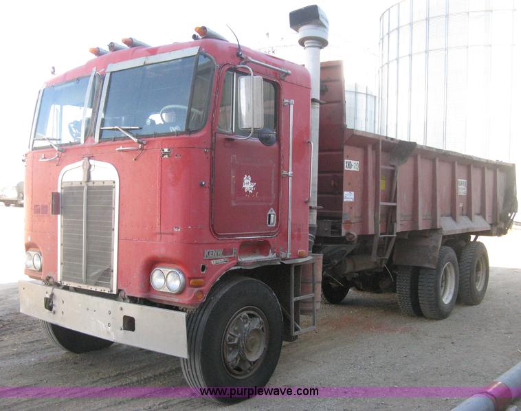 image for item H4369 1978 Kenworth K100E spreader truck