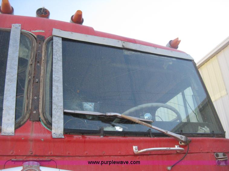 image for item H4369 1978 Kenworth K100E spreader truck