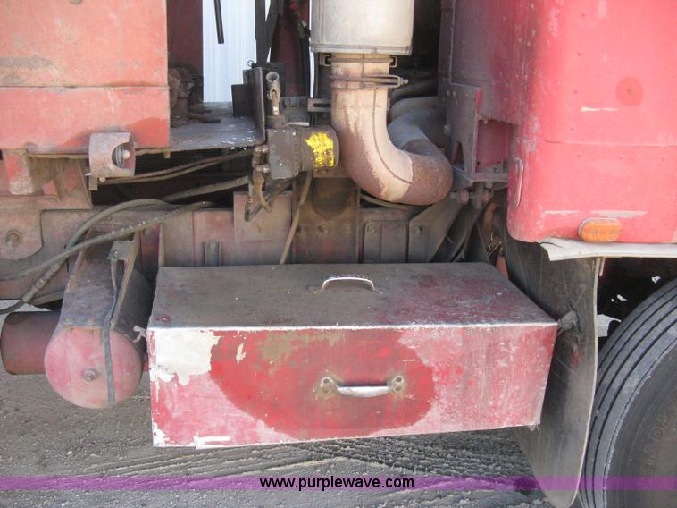 image for item H4369 1978 Kenworth K100E spreader truck