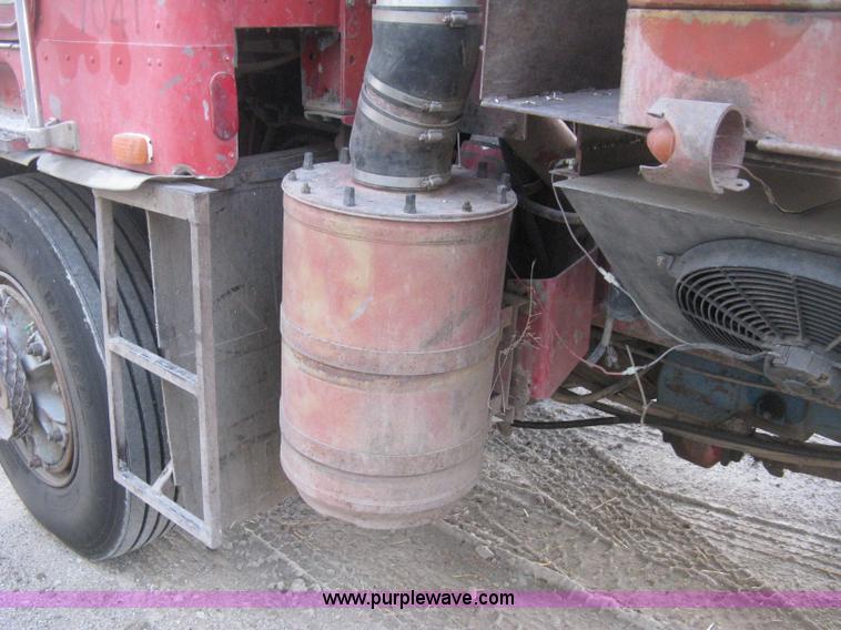 image for item H4369 1978 Kenworth K100E spreader truck