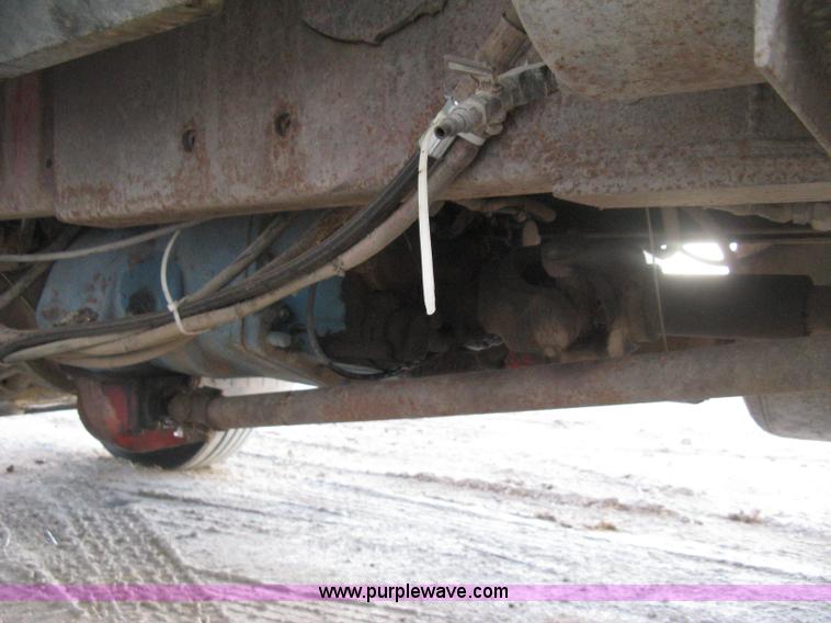 image for item H4369 1978 Kenworth K100E spreader truck