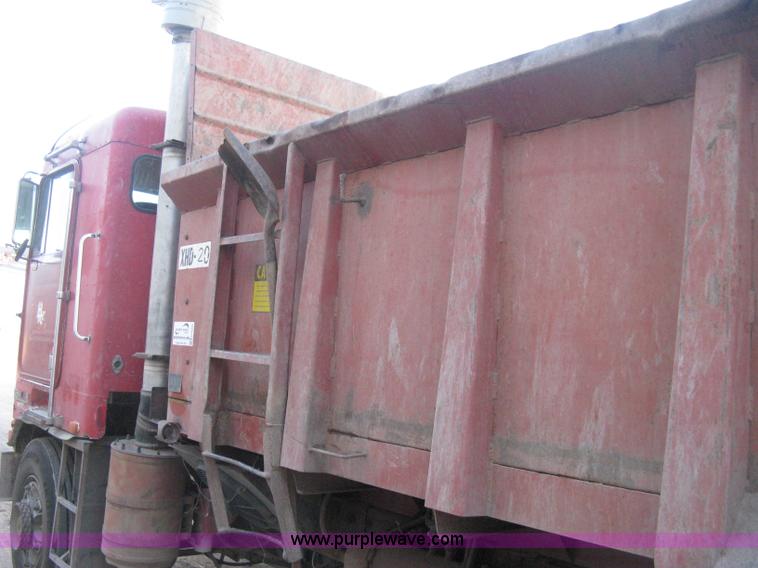 image for item H4369 1978 Kenworth K100E spreader truck