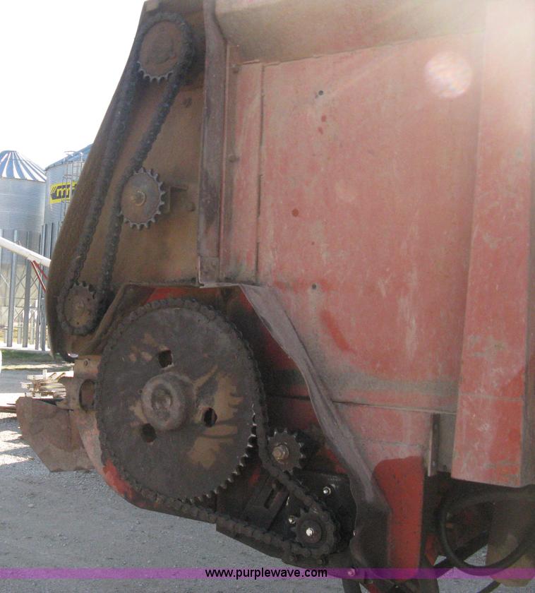 image for item H4369 1978 Kenworth K100E spreader truck