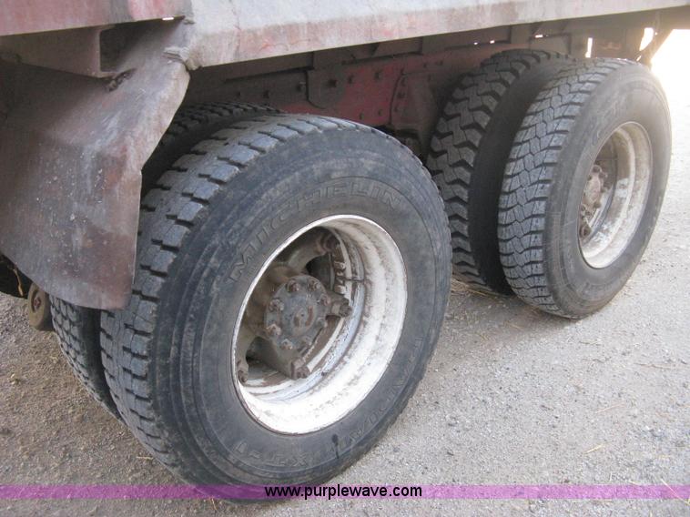 image for item H4369 1978 Kenworth K100E spreader truck