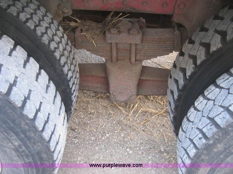 image for item H4369 1978 Kenworth K100E spreader truck