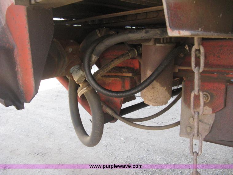 image for item H4369 1978 Kenworth K100E spreader truck