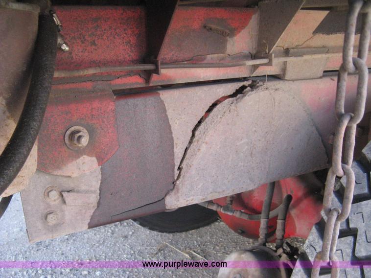 image for item H4369 1978 Kenworth K100E spreader truck