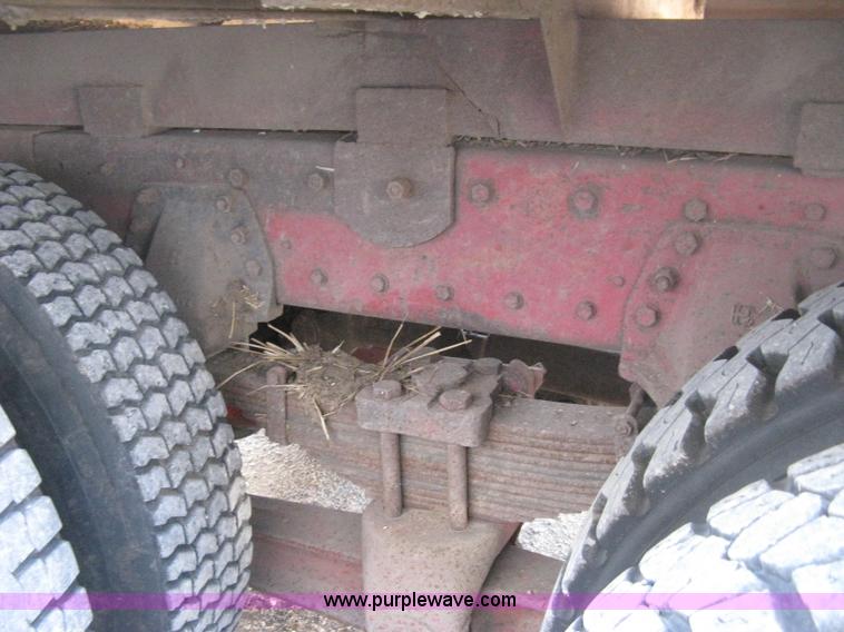 image for item H4369 1978 Kenworth K100E spreader truck