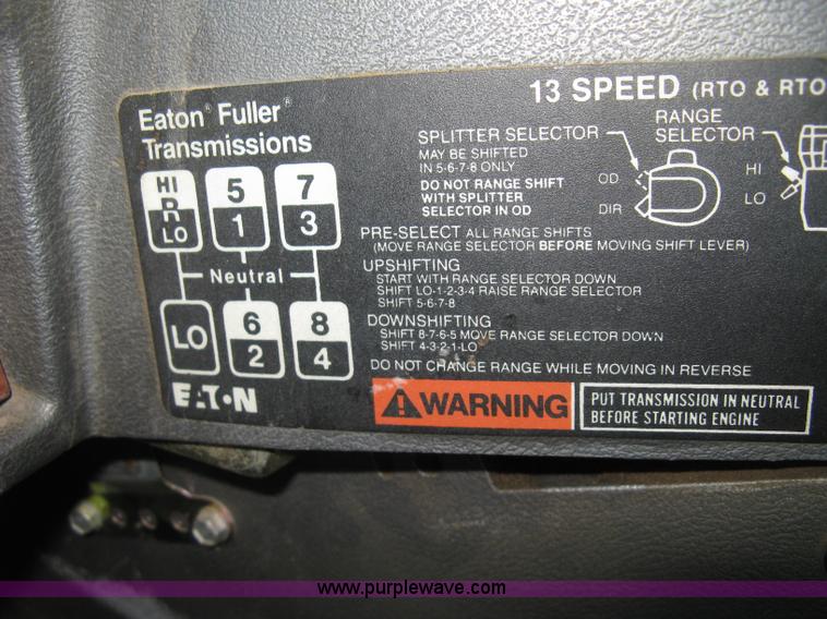 image for item H4376 1993 Mack CH613 Elite semi truck