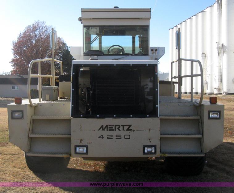 image for item H4378 1991 Mertz 4250 dry spreader truck
