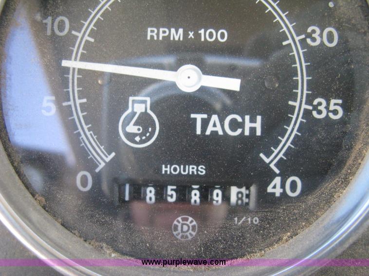 image for item H4378 1991 Mertz 4250 dry spreader truck