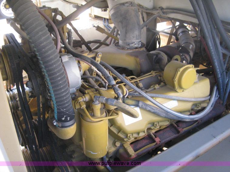 image for item H4378 1991 Mertz 4250 dry spreader truck