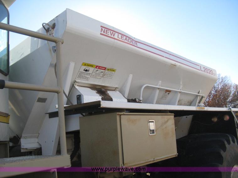 image for item H4378 1991 Mertz 4250 dry spreader truck