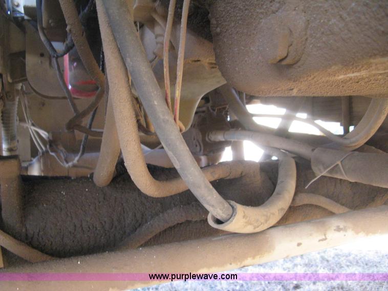 image for item H4378 1991 Mertz 4250 dry spreader truck