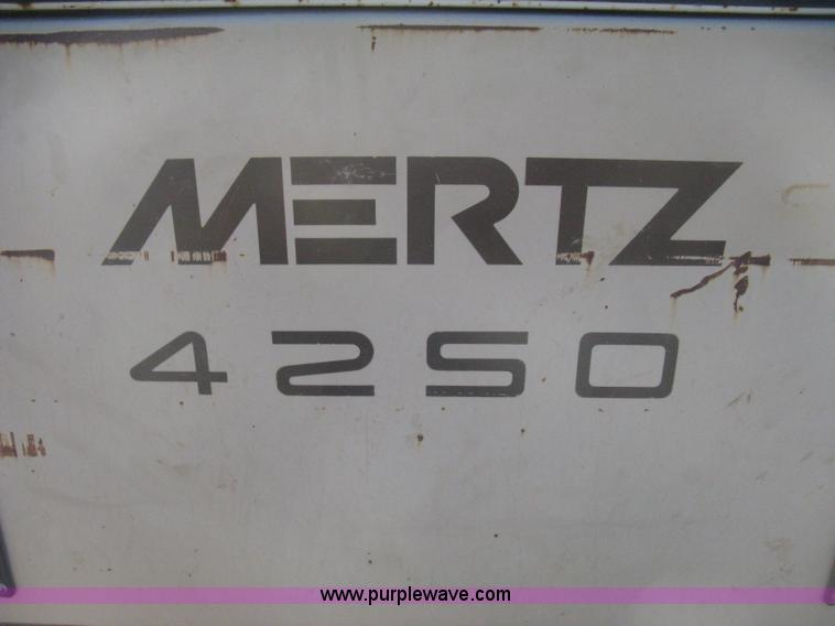 image for item H4378 1991 Mertz 4250 dry spreader truck