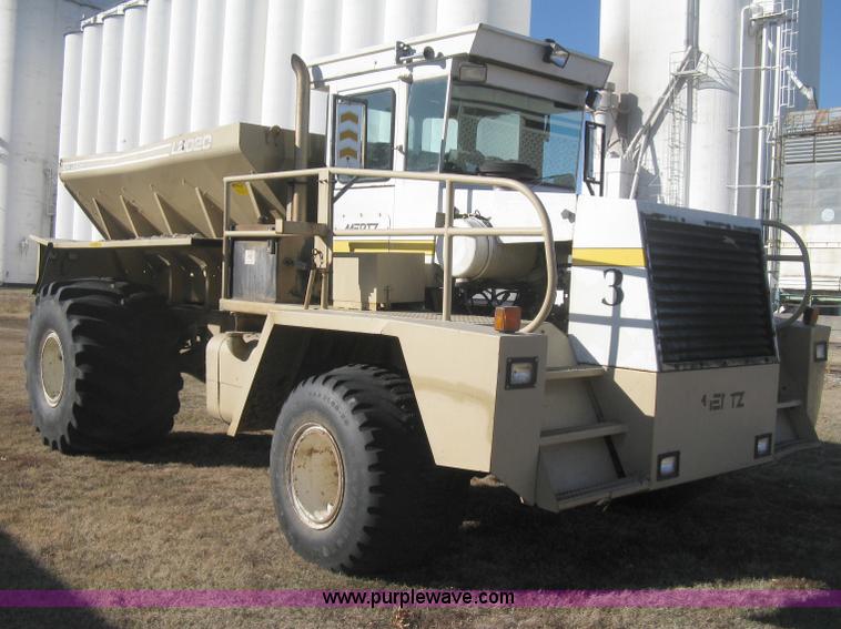 image for item H4379 1990 Mertz 4250 dry spreader truck