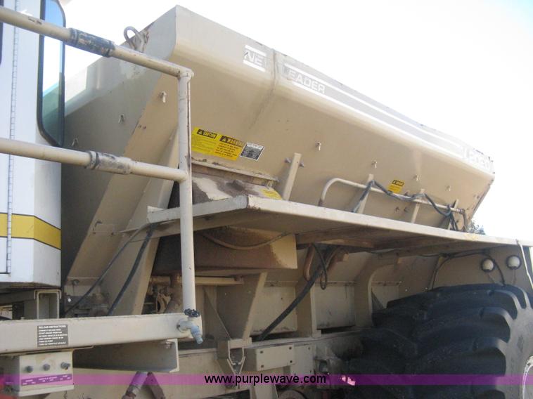 image for item H4379 1990 Mertz 4250 dry spreader truck