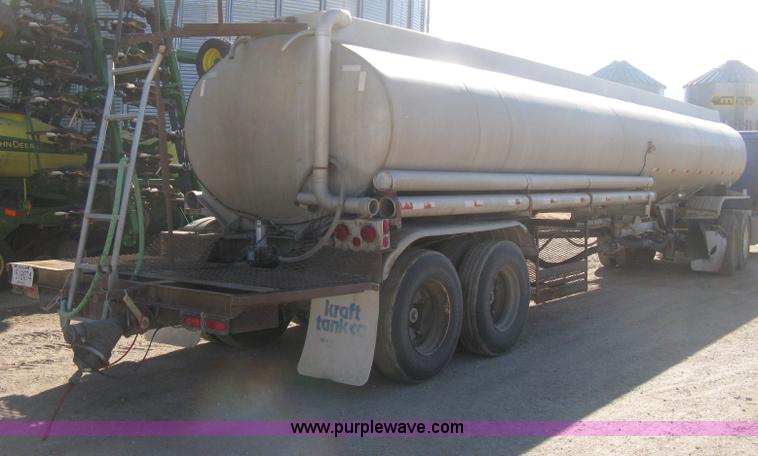 image for item H4442 1974 VIM tanker trailer