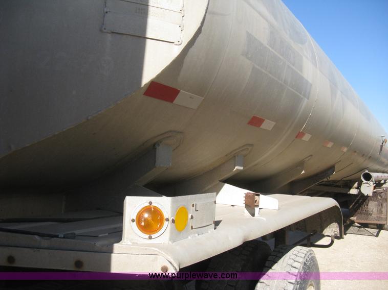 image for item H4442 1974 VIM tanker trailer