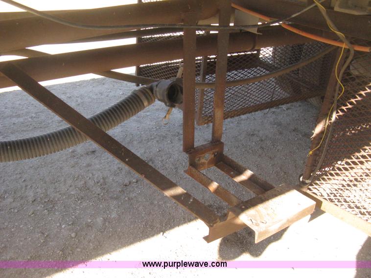 image for item H4442 1974 VIM tanker trailer