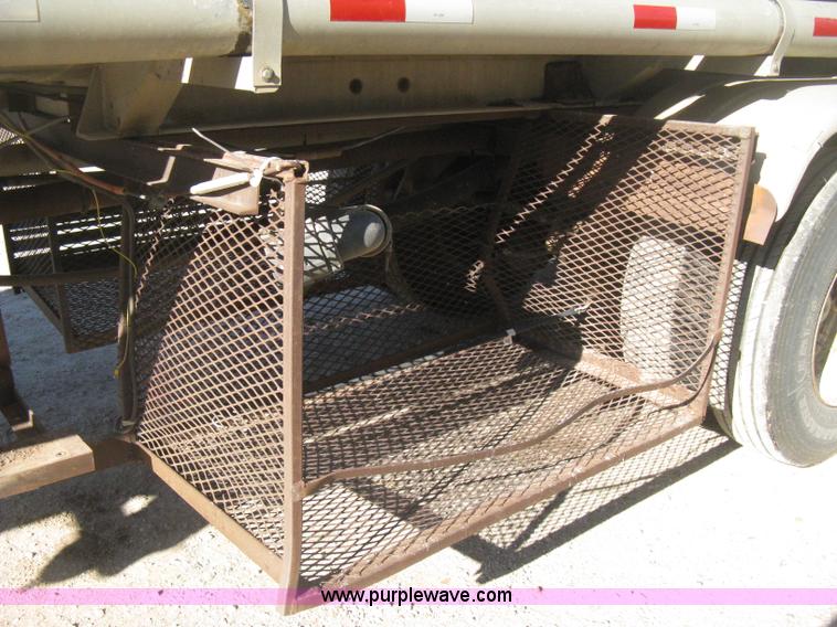 image for item H4442 1974 VIM tanker trailer