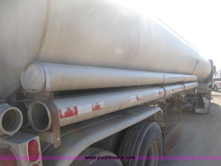 image for item H4442 1974 VIM tanker trailer