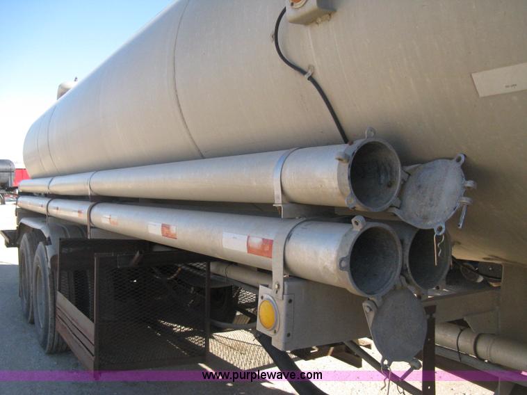 image for item H4442 1974 VIM tanker trailer