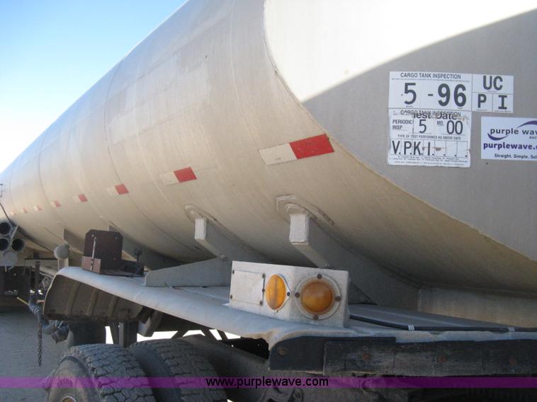 image for item H4442 1974 VIM tanker trailer